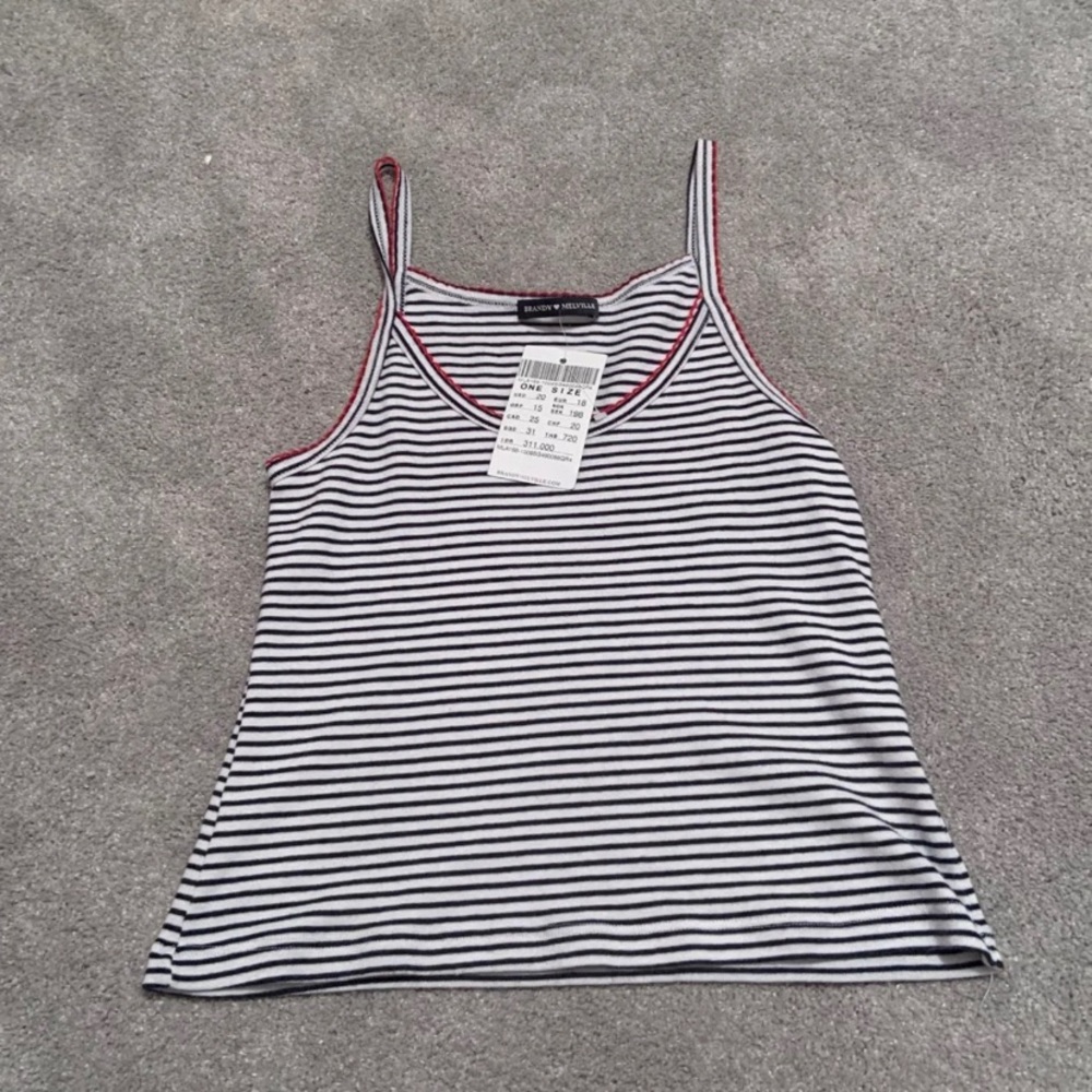 BRAND NEW Brandy melville tank